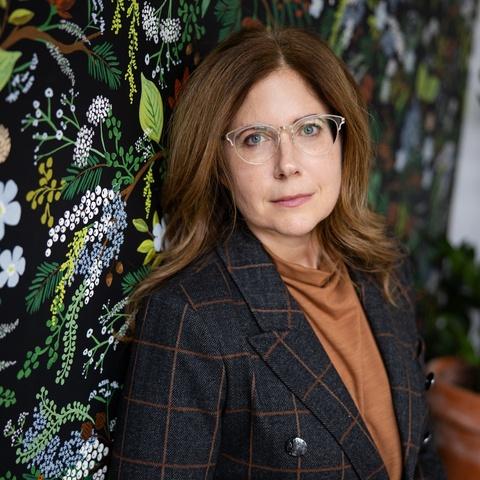 Angela Siefer headshot